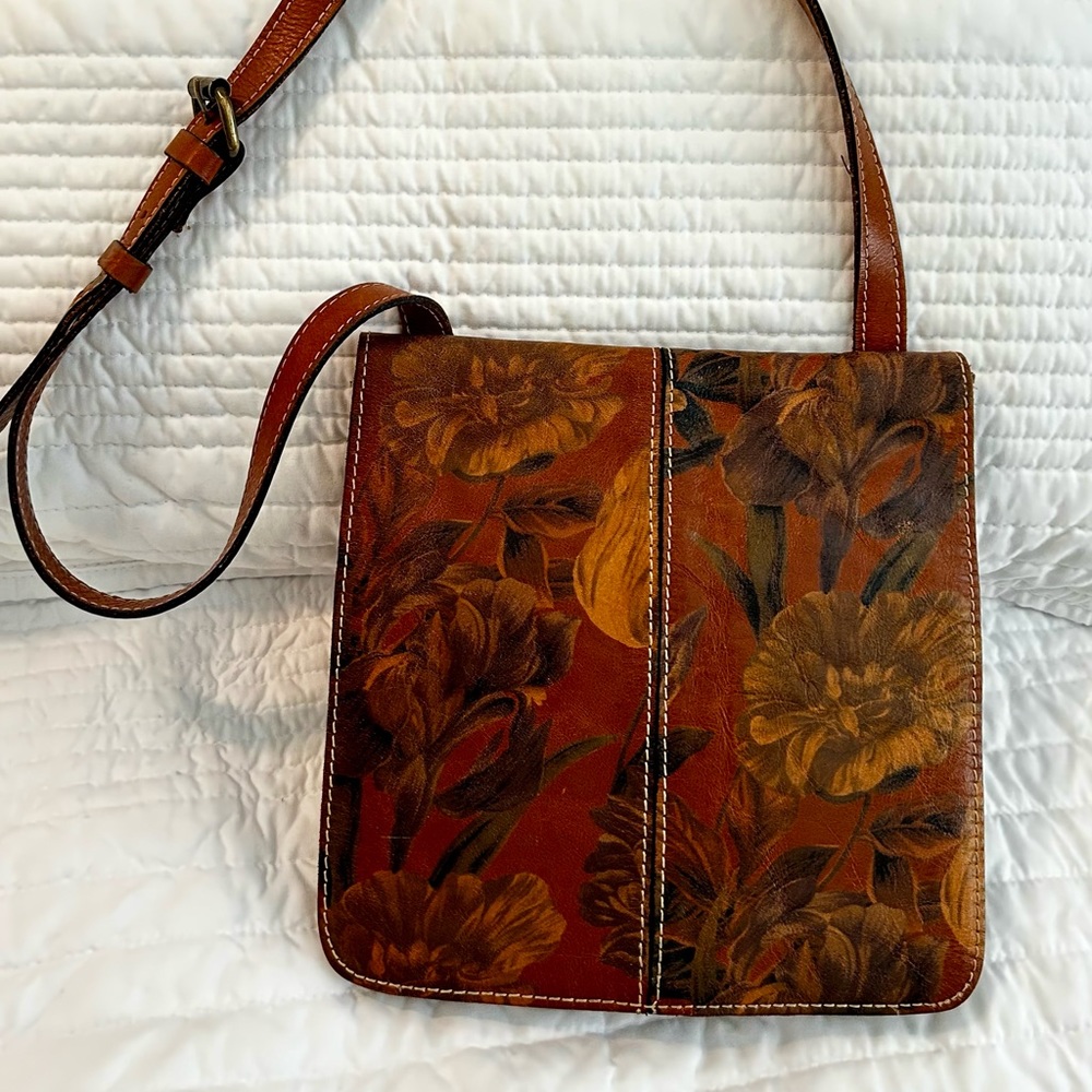 Patricia Nash sleek, muted floral crossbody leather bag